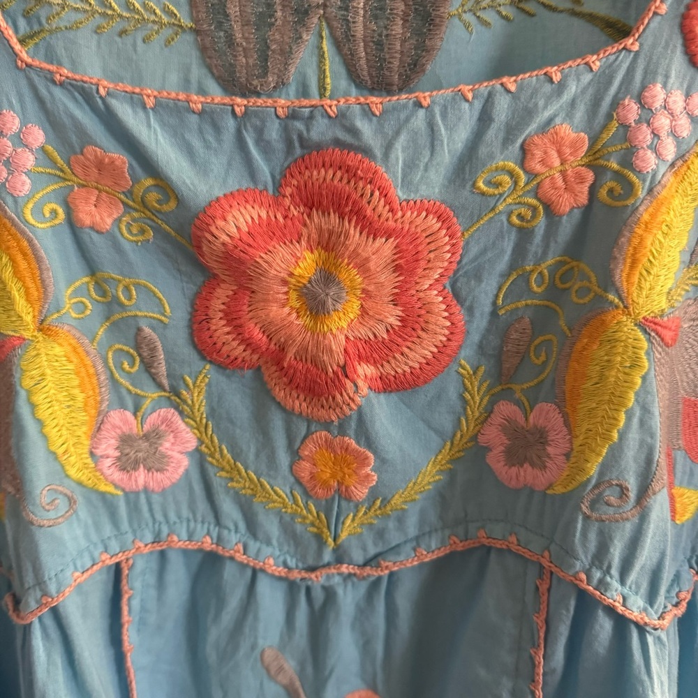 Sister Mary Annette Light Blue Floral Embroidered Top Size M - Picture 2 of 8